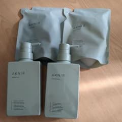 専用　AKN/R アクニー　薬用シャンプー、トリートメント　セットのサムネイル