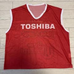TOSHIBA ビブス レッド スポーツ練習用具のサムネイル