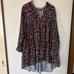 花柄長袖ワンピースのサムネイル