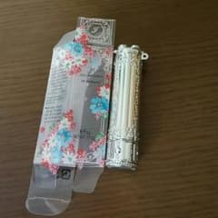 ジル・スチュアート　リップブロッサム　01のサムネイル