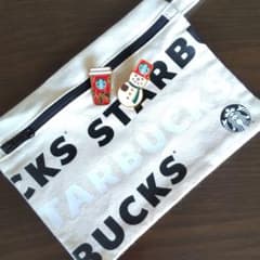 スターバックス　クリスマスノベルティ　ピンバッジ、ポーチのサムネイル