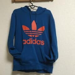 まぐろさん専用 adidas パーカーのサムネイル