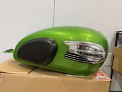 W400 ライムグリーン タンク - メルカリ
