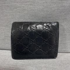 GUCCI ブラックレザー 二つ折り財布のサムネイル