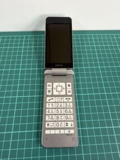 KYOCERA DIGNO 携帯電話 本体のサムネイル