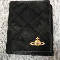 ヴィヴィアンのお財布のサムネイル