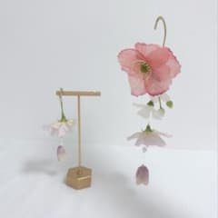 フラワーイヤーカフ　イヤーカフ＆イヤリングのセット　ポピーのピンクイヤカフのサムネイル