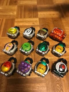 仮面ライダー ロックシールドのサムネイル