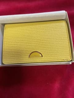 ニナリッチ折りたたみ財布　新品のサムネイル