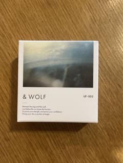 & WOLF セラムリキッドファンデーション light beigeのサムネイル