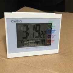CASIO アラーム付き電波時計のサムネイル