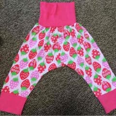 いちごの腹巻パンツのサムネイル