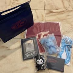 ⭐︎未開封⭐︎TWICE this is for アップグレード特典 - メルカリ