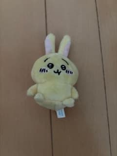 ちいかわ うさぎ マスコット ぬいぐるみのサムネイル