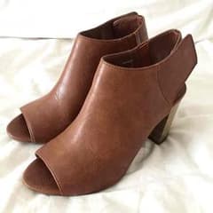 新品☆GAP オープントゥ ヒールのサムネイル