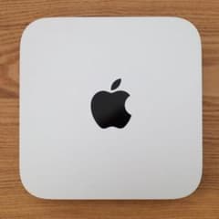 【美品】Apple Mac mini M1チップ SSD256GB メモリ8GBのサムネイル