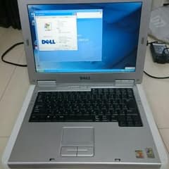 DELL ノートPC  ラップトップのサムネイル