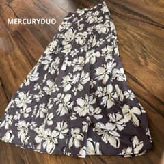 MERCURYDUO花柄ロングスカート Mサイズのサムネイル