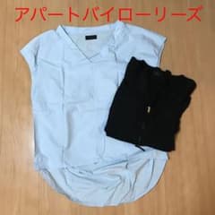 シャツとカーディガンのサムネイル