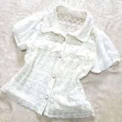 美品】LIZ LISA リズリサ レース 半袖ブラウス ホワイト フリル 花柄