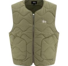 STUSSY キルティングベスト Lサイズのサムネイル