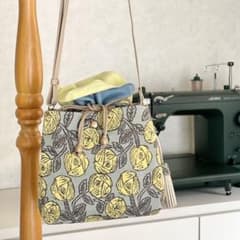 ミナペルホネンrosyあおり巾着ショルダーバッグ MM602-242 - メルカリ