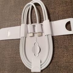USB-C to USB-C ケーブル ホワイト 編み込みタイプのサムネイル