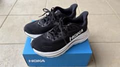 HOKA クリフトン10 サイズ23.5 美品1162031 BWHTレディースのサムネイル