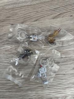 どこでもいっしょ　めじるしアクセサリー　4つセット　トロ　ピエール　スズキ　クロのサムネイル