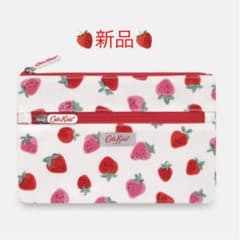 キャスキッドソン  新品♡ いちごポーチ　ペンケースのサムネイル