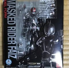 フィギュアーツ  仮面ライダーファイズアクセルのサムネイル