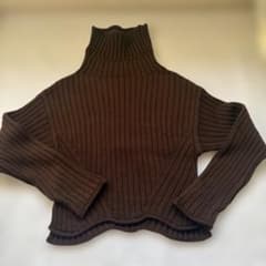 ZARA タートルネック リブニット ブラウン