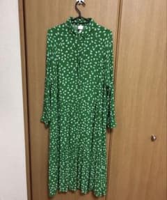 H&M 花柄 グリーン シャツワンピース Mサイズ 長袖のサムネイル