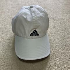 adidas ホワイトキャップ フリーサイズ⚠️塗りつぶしありのサムネイル