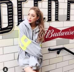 ミラーナイン アイコン フーディーパーカーのサムネイル