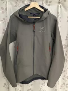 ARC'TERYX フード付きジャケット S/P グレー - メルカリ