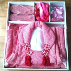 【mayu.co様専用】値引しました！七五三（三歳用）着物セットのサムネイル