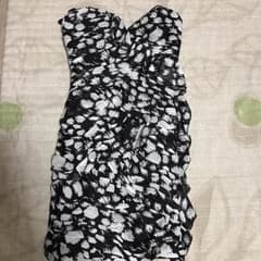 BCBG-maxandcleワンピースのサムネイル