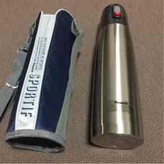 新品 水筒1リットルのサムネイル