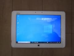 FUJITSU ARROWS Tab Q584 中古のサムネイル