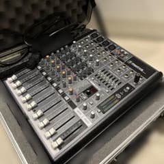 美品】Mackie ProFX8 8chアナログミキサー ＋専用ハードケース - メルカリ