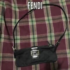 FENDIショルダーバッグのサムネイル