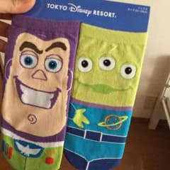 ディズニー 靴下 バズライトイヤー リトルグリーンメンのサムネイル