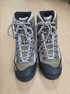 mont-bell トレッキングシューズ 登山靴のサムネイル