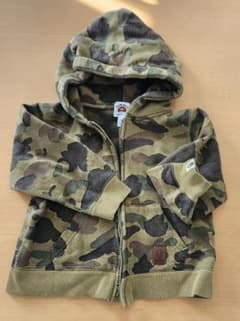 BAPE KIDS 迷彩柄 フルジップパーカー - メルカリ