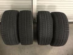 ブリジストン BLIZZAK REVO２ スタッドレス225/45-18のサムネイル