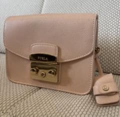 FURLA ピンク レザー ショルダーバッグのサムネイル