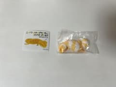 ニシアフリカトカゲモドキとフトアゴヒトカゲ　おやすみシリーズ　ガチャ　ガシャのサムネイル