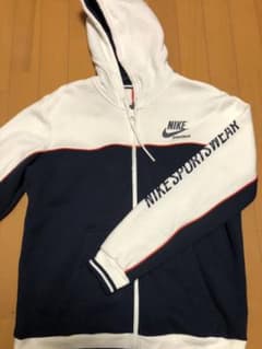 NIKE ジップパーカーのサムネイル