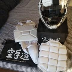 【美品】MIZUNO 空手道 ニューメンホーVII プロテクター 他セットのサムネイル